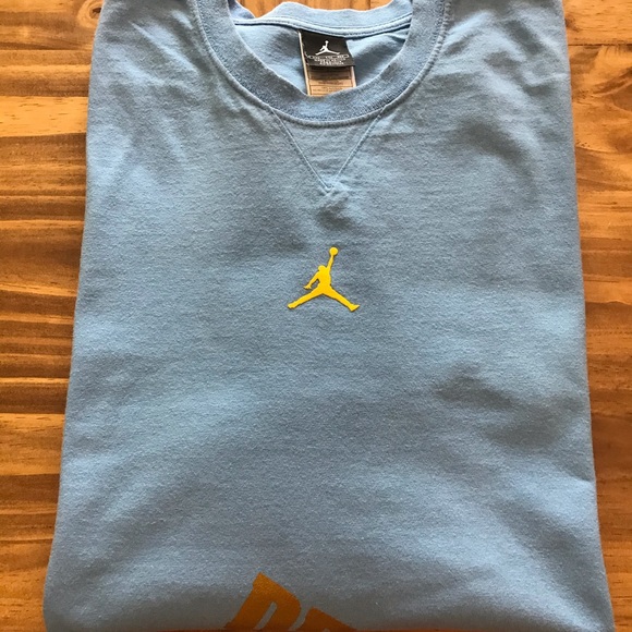 Nike/Jordan blue Denver skyline graphic t-shirt - Picture 10 of 11
